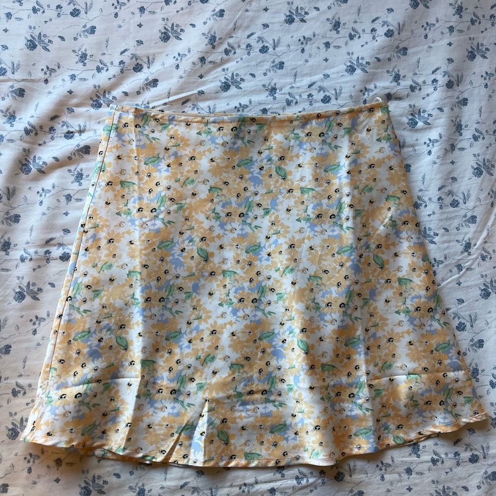 Princess polly yellow floral mini skirt